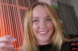 Порно раком мамки чулки большая грудь