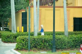 Порно видео бесплатно папа дочка ванной русское