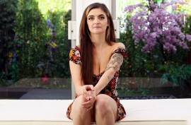 Просто порно клуб крупным планом