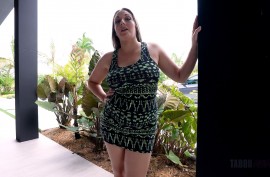 Усыпил и трахнул брюнетку