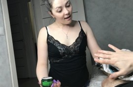 Трахнул горничную за деньги