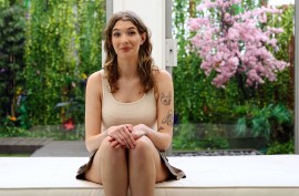 Мама совратила пьяную дочь порно