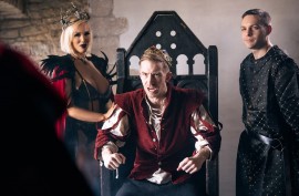 Трахнул медсестру в юбке