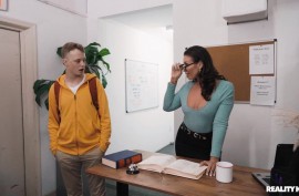 Секс со шлюхой на каблуках